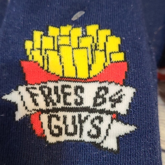 Fries B4 Guys Crew socks, size 5-9 NWT - Picture 2 of 4